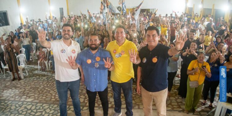 Candidato da família Santiago em Bayeux, Will Varela reúne multidão em evento