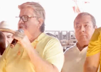 Em Cajazeiras, João manda recado: “Meu mandato vai até dezembro de 2026”