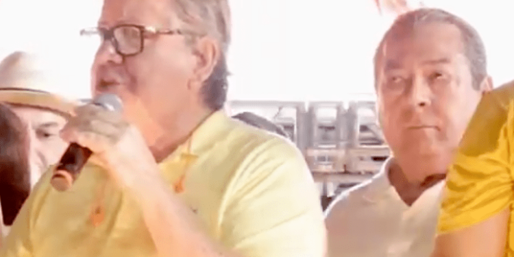 Em Cajazeiras, João manda recado: “Meu mandato vai até dezembro de 2026”