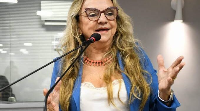Em lados opostos em Cajazeiras, Dra. Paula afasta rompimento com João Azevêdo na ALPB