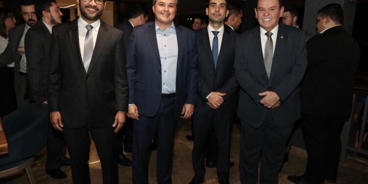 Senador Andre Amaral promove jantar em Brasília para celebrar o Dia do nordestino com presença de Galípolo