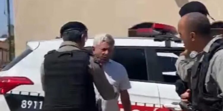 Prefeito de Pombal acaba de ser detido por supostamente estar aglomerando