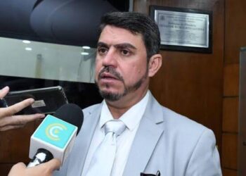 Presidente da Câmara de João Pessoa, Dinho Dowsley é alvo de operação da PF e vai usar tornozeleira eletrônica