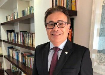 Eleições OAB: Perfil fake a serviço de Harrison Targino tem autores desmascarados