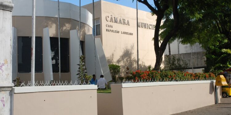 Apenas 5 dos 29 vereadores eleitos devem fazer oposição a Cícero na CMJP