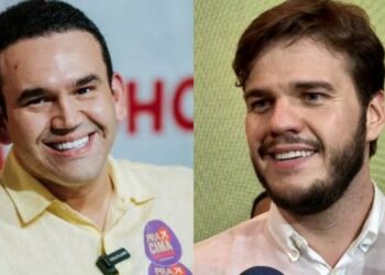 Jhony ingressa com Aije e acusa Bruno e quatro secretários de abuso de poder político e econômico