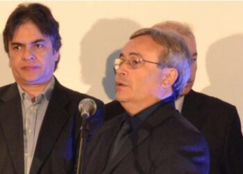 Presidente da OAB-PB favorece entrega de carteira da Ordem para o filho em prazo recorde