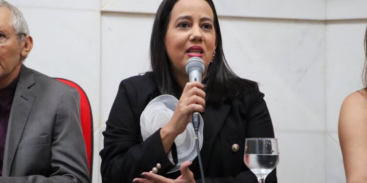 Jullyanna Viegas é confirmada como candidata a Diretora Tesoureira na chapa de Harisson Targino nas eleições da OAB/PB