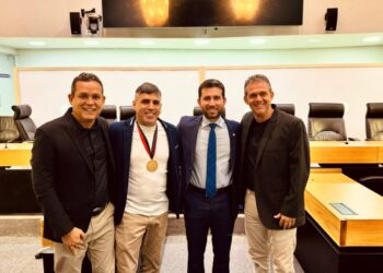 Por iniciativa de Michel Henrique, ALPB concede Comenda Talento Esportivo ao campeão mundial Leucinho Barbosa