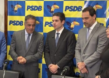 PSDB, Cidadania e PSB abandonam Elmar e declaram apoio a Hugo Motta