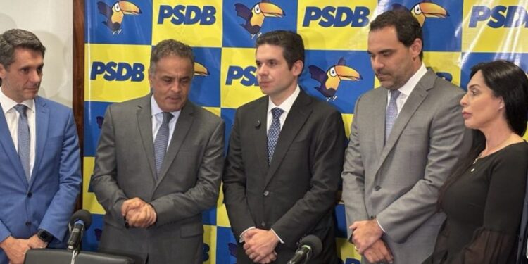 PSDB, Cidadania e PSB abandonam Elmar e declaram apoio a Hugo Motta
