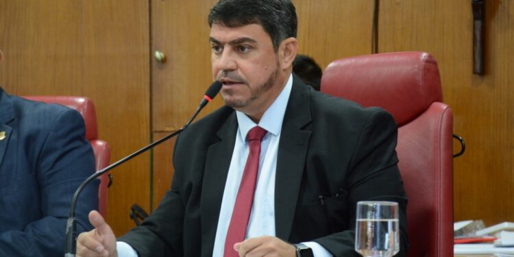 Dinho se pronuncia sobre decisão do TRE-PB: “Se fez justiça”