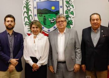 Exclusivo: após encontro com João Azevêdo, Michel Henrique vai ouvir base política para definir possível aliança