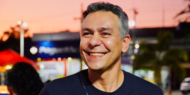 Panta encerra mandato em Santa Rita e é o primeiro a pagar folha de dezembro na Paraíba