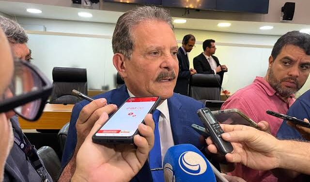 Bloqueio de bens realizado pelo STJ pode inviabilizar indicação de Tião Gomes ao TCE, aponta site