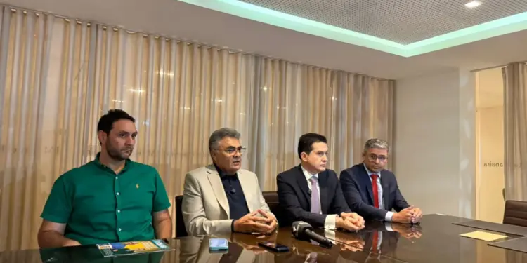 Em entrevista coletiva, Márcio Roberto comenta retorno à Assembleia e destaca lealdade a Hugo Motta e João Azevêdo