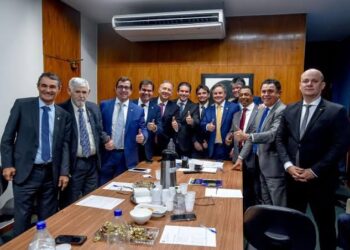 Apenas dois deputados paraibanos votam contra projeto de regulamentação da Reforma Tributária