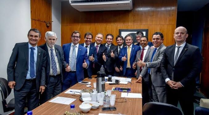 Apenas dois deputados paraibanos votam contra projeto de regulamentação da Reforma Tributária