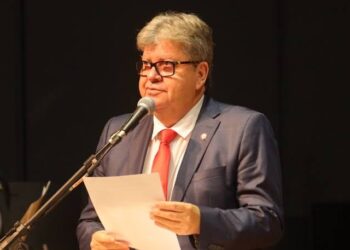 TCE aprova concessão da maior honraria da Corte a João, Romero e Marialvo Laureano