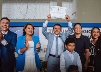 Jackson é diplomado prefeito de Santa Rita em cerimônia prestigiada no ginásio do Cest