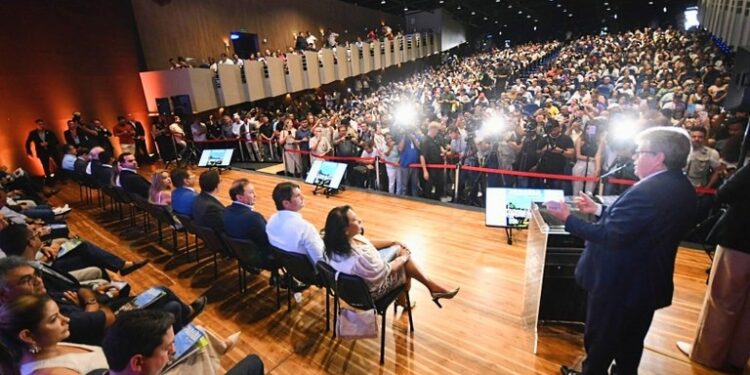 Gestão João Azevêdo investe mais de R$ 5,3 bilhões em 640 obras em andamento em todas as regiões da Paraíba