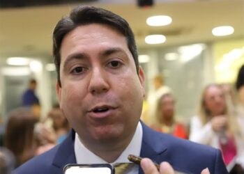 Felipe Leitão sai em defesa da pré-candidatura de Galdino ao Governo, em evento com João e Lucas