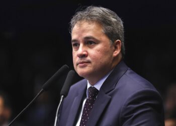 Efraim rebate João e afirma que oposição destinou recursos para segurança