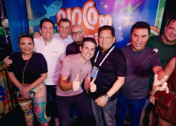 Em noite de Ivete Sangalo, prévia carnavalesca na Capital reúne classe política estadual