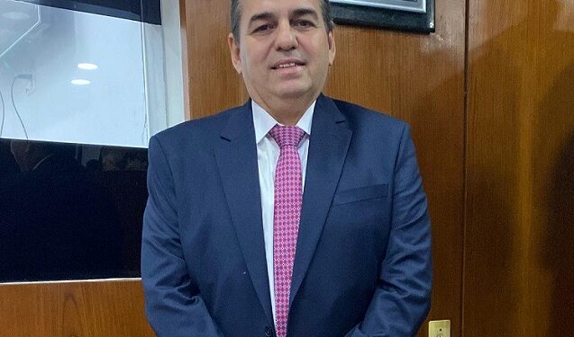 Fábio Carneiro inicia 1ª semana de atividades com apresentação de Projetos de Lei e requerimentos na CMJP