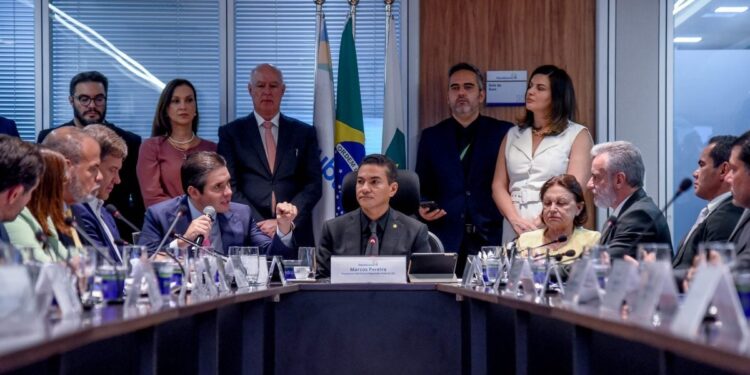 Republicanos rejeita criação de federação com União Brasil e PP