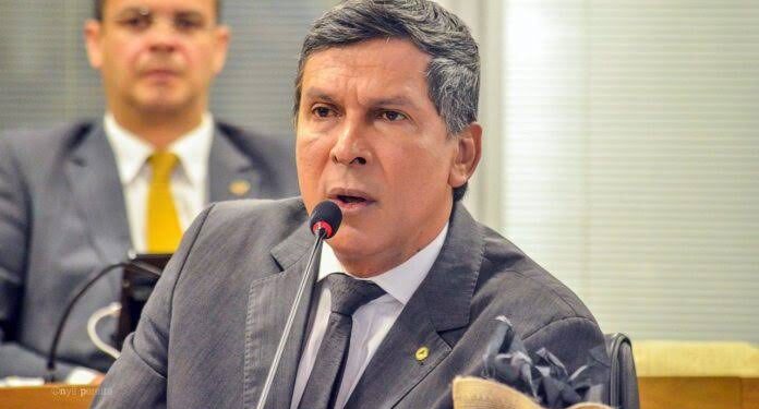 Com chegada de Barbosa, Republicanos trabalha para eleger quatro federais em 2026