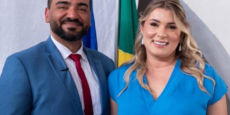 Prefeito na Paraíba nomeia esposa, irmão, cunhada e outros parentes como secretários