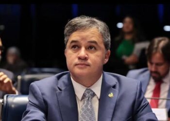 Efraim defende unidade da oposição, mas evita antecipar chapa para 2026