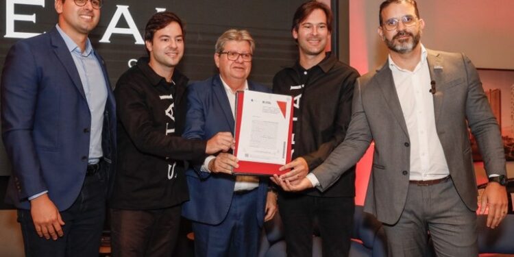 João Azevêdo formaliza instalação do oitavo empreendimento do Polo Turístico Cabo Branco