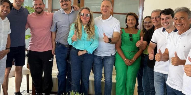 Aguinaldo reúne pré-candidatos a deputado estadual do PP para discutir eleições de 2026