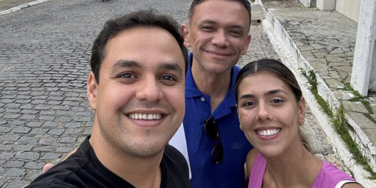 Maria Porto se reúne com aliado de Hugo Motta e levanta especulações sobre filiação ao Republicanos