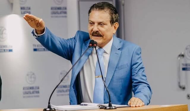Tião Gomes desiste de vaga no TCE-PB e anuncia fim da carreira política
