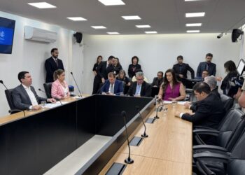 CCJ da ALPB aprova indicação de Alanna Galdino para o TCE