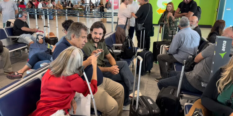 Oposição paraibana desembarca na Bahia para inauguração de nova indústria do Grupo São Braz