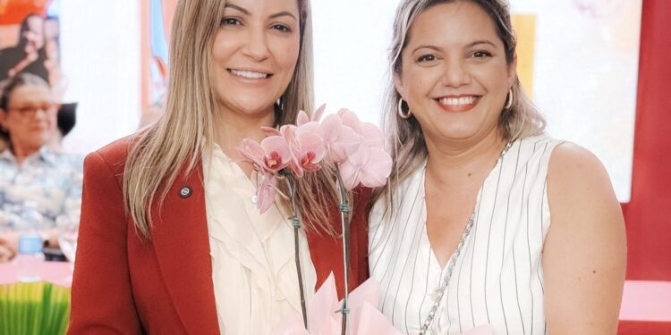 Danielle do Vale é homenageada durante sessão especial na Câmara de Vereadores de Rio Tinto