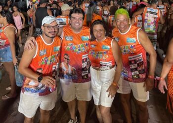 Eduardo Carneiro prestigia Carnaval em vários municípios e reafirma compromisso com população da Paraíba