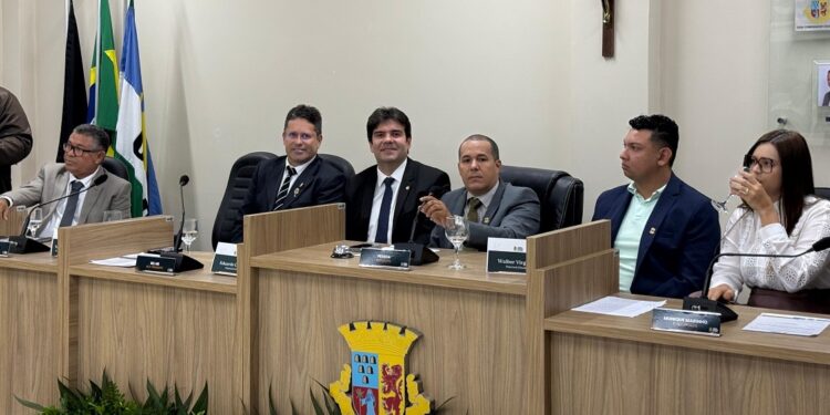 Por unanimidade, Câmara de Conde aprova título de cidadania ao deputado Eduardo Carneiro