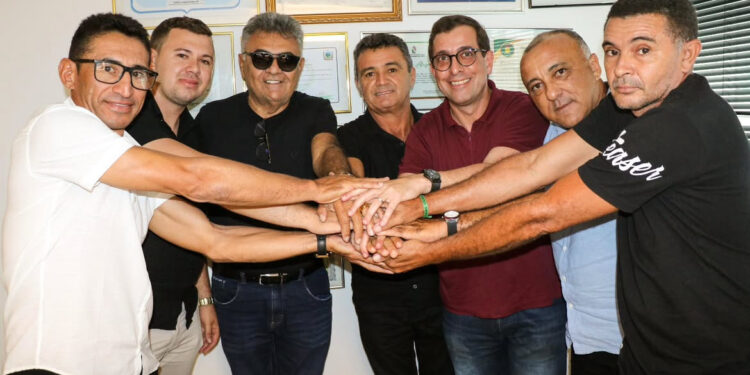 Oposição de Bonito de Santa Fé fecha apoio a Márcio Roberto e Gervásio Maia