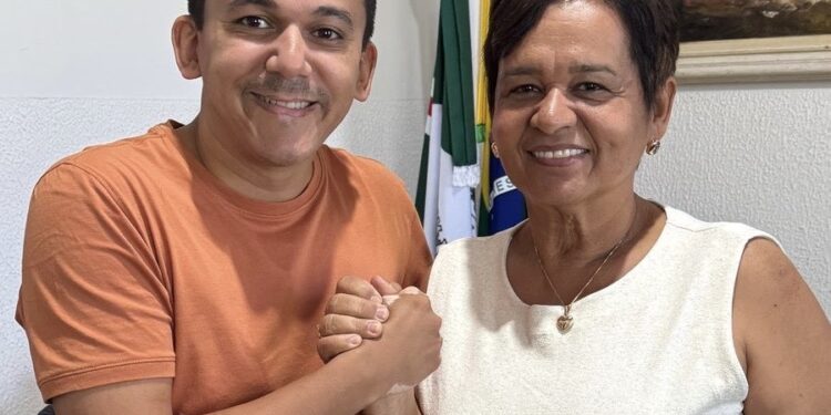 Ex-vereadora Ivonete Barros abandona oposição e se alia a Jackson Alvino em Santa Rita