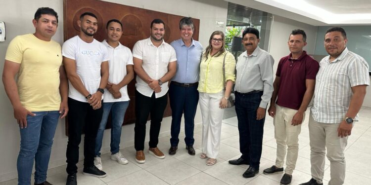 Oposição de Cuité de Mamanguape declara apoio a Cilinha Dias para deputada estadual