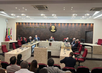 Fim do imbróglio: TCE-PB aprova por unanimidade Alanna Galdino como conselheira