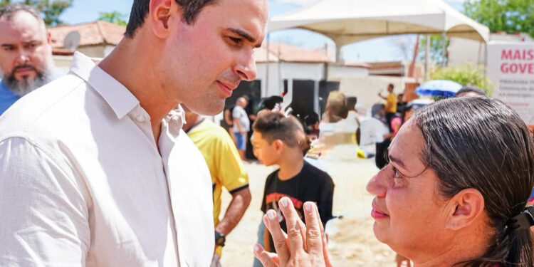 “Candidatíssimo” ao Governo em 2026, Lucas Ribeiro contrata agência que fez campanha de Pedro em 2022