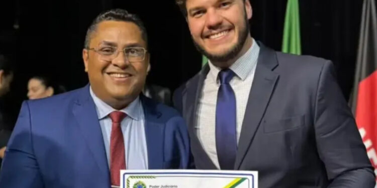 De olho na pré-campanha da esposa, Bruno nomeia ex-deputado para cargo estratégico na PMCG