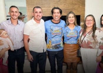 Vice-prefeita de Borborema ignora apoio a Maria Porto e fecha com Nelinho Costa para deputado estadual