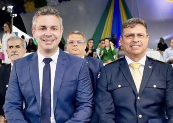 André Coutinho expõe “herança” de Vitor Hugo e adota medidas drásticas que podem atrapalhar pré-candidatura do ex-prefeito